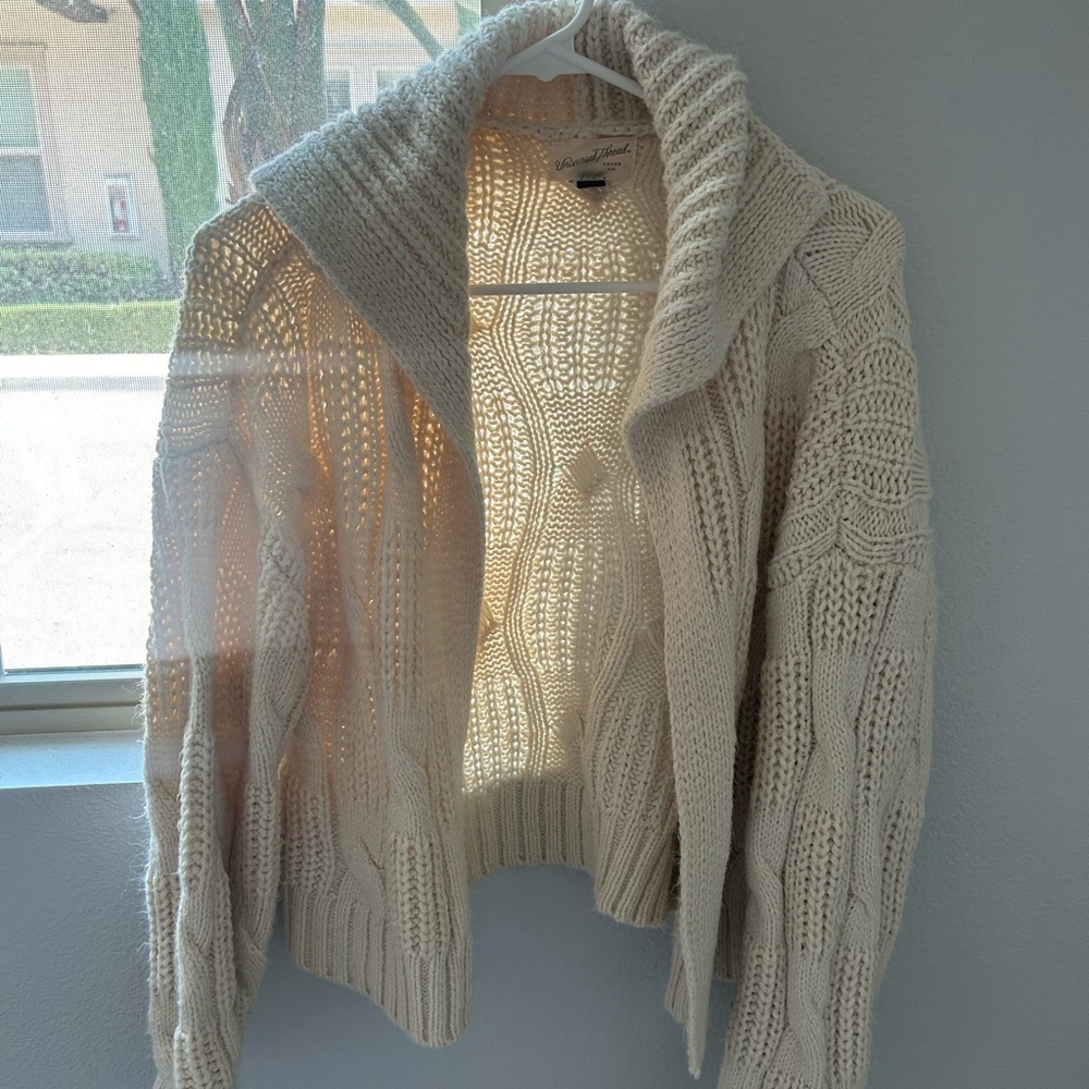 5/$30 SALE Good Used Knit Cardigan Universal Thread, Cream, Size Small